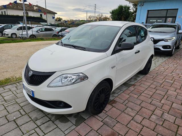 LANCIA Ypsilon 1.2 69 CV 5 porte Elefantino Blu