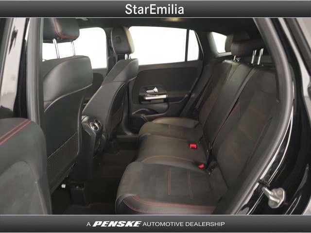 Mercedes-Benz GLA 180 GLA 180 d Automatic Premium