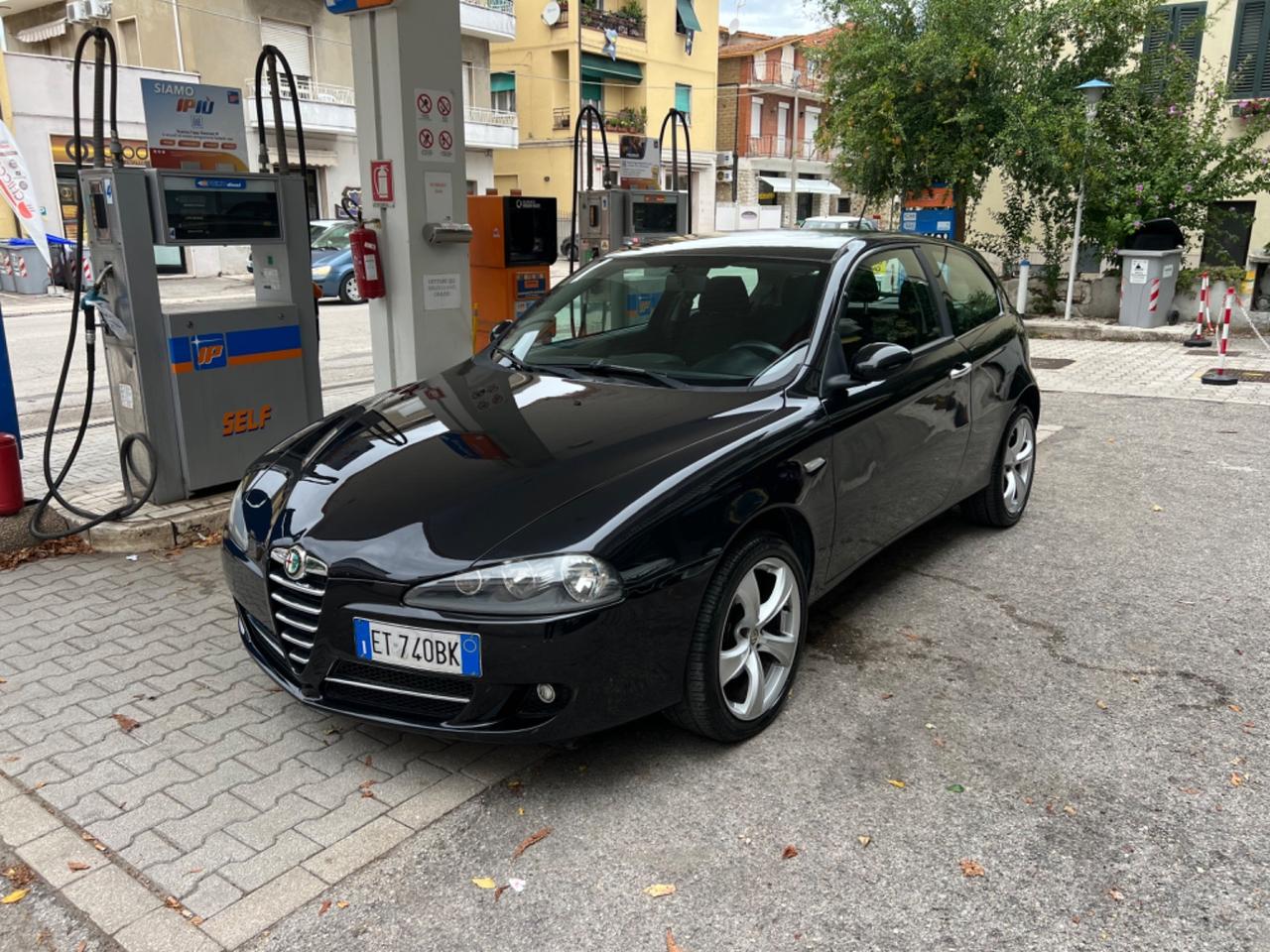 Alfa Romeo 147 1.9 JTD 3 porte Exclusive