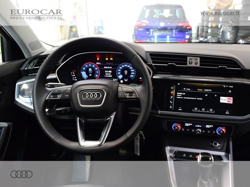 Audi Q3 35 1.5 tfsi business advanced s-tronic