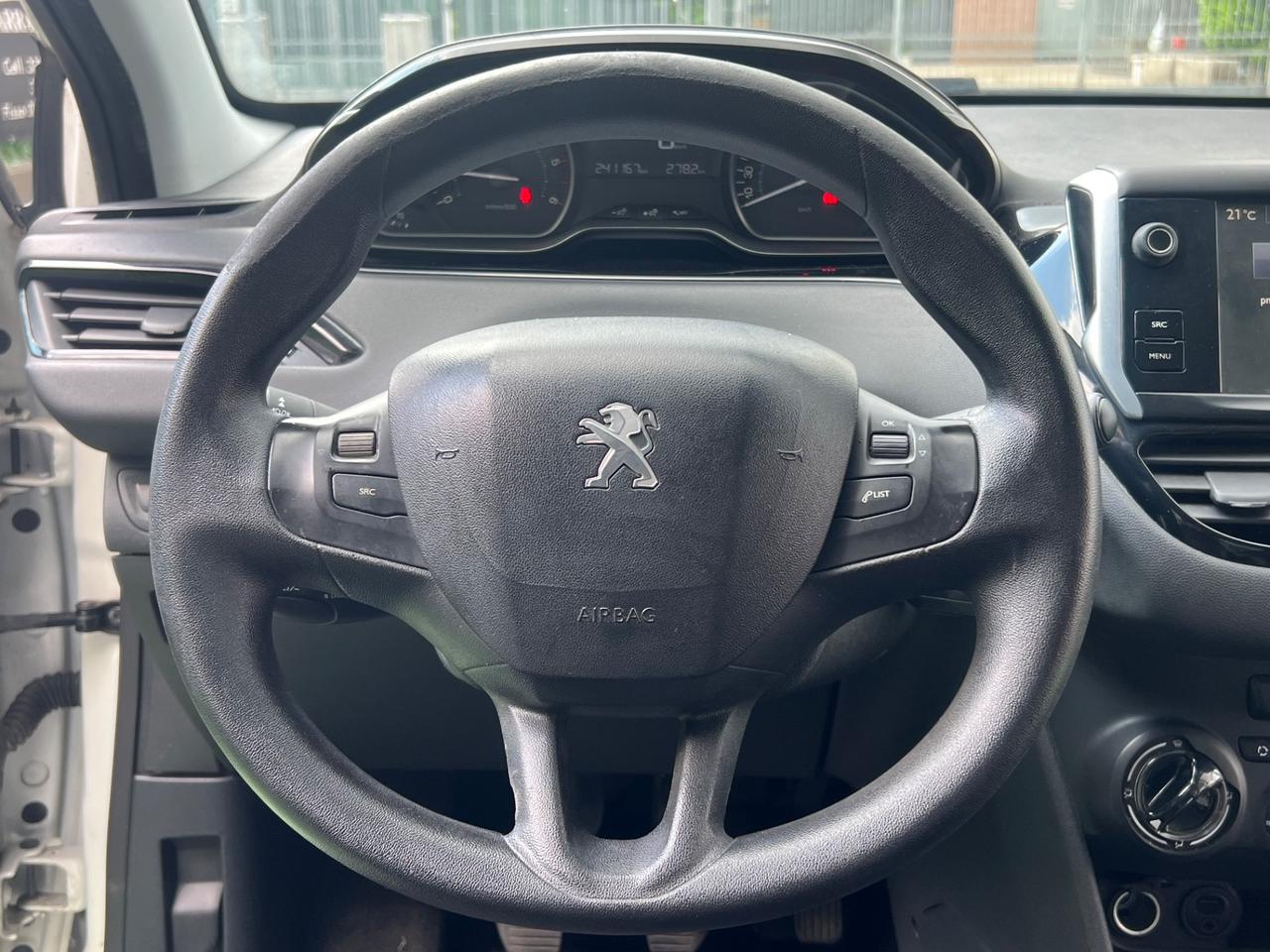 Peugeot 208 1.4 HDi 68 CV 5 porte Allure