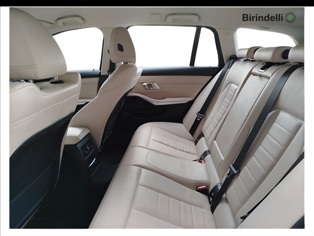 BMW Serie3(G20/21/80/81 - 318d Touring Luxury