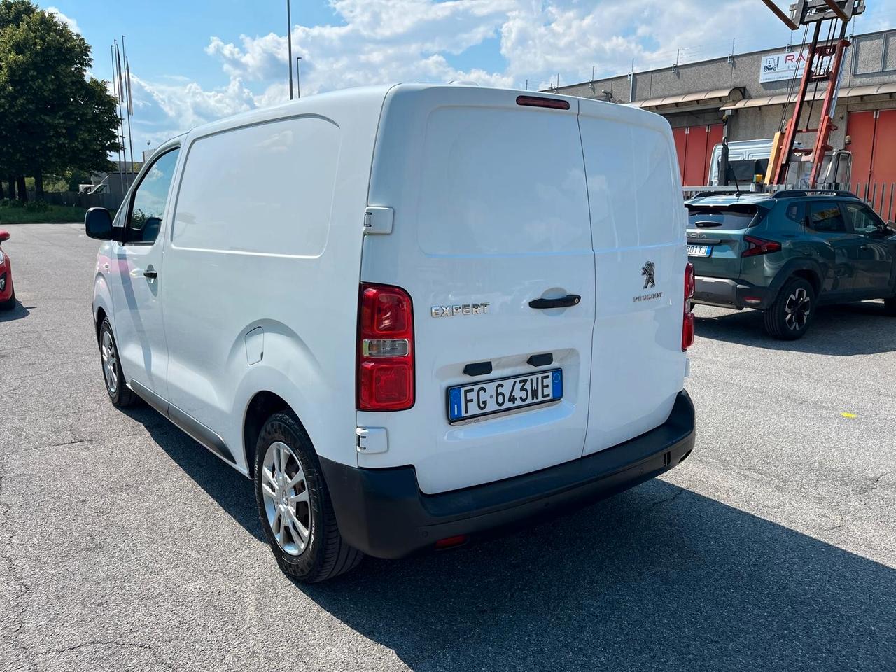 Peugeot Expert BlueHDi 95 **+IVA**