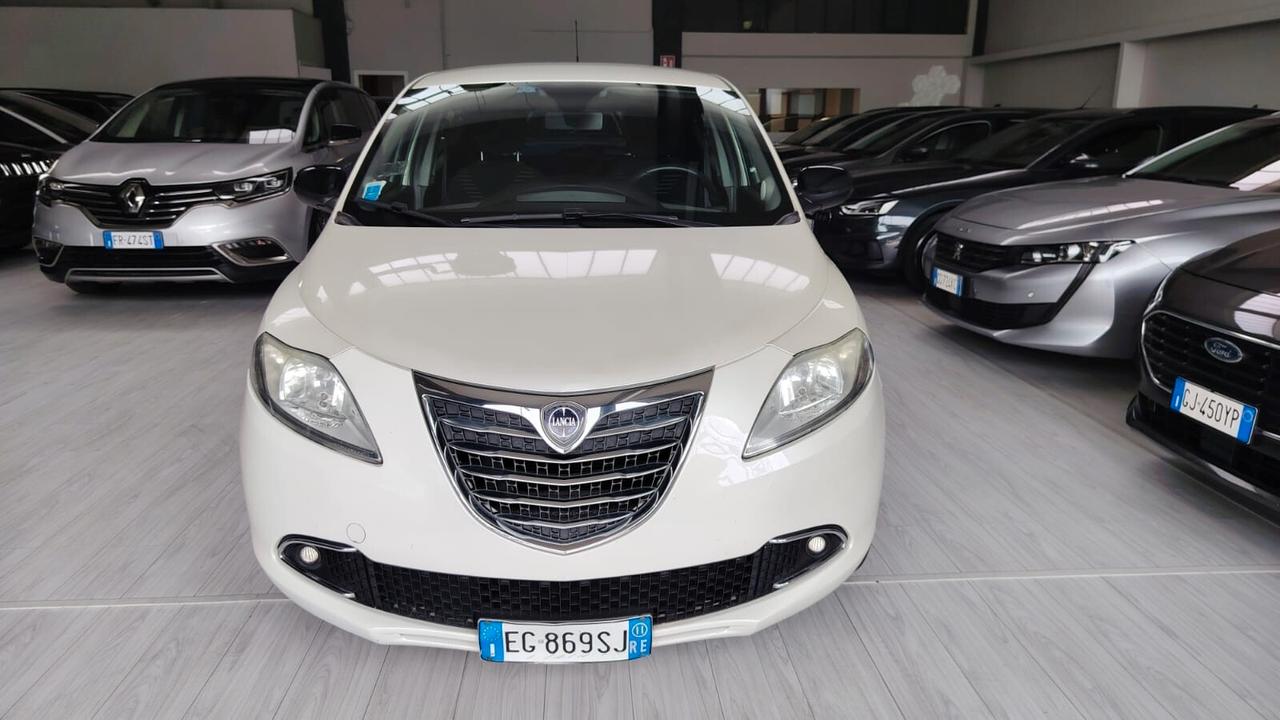 LANCIA YPSILON 1.2 PLATINUM 69CV - NEOPATENTATI
