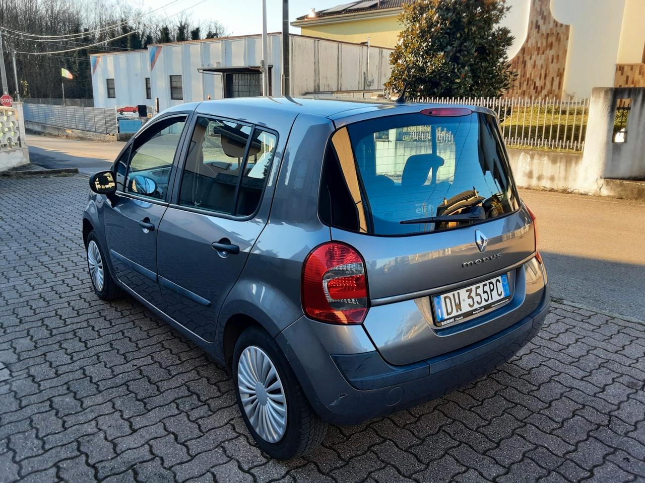 Renault Modus 1.2 16V Dynamique