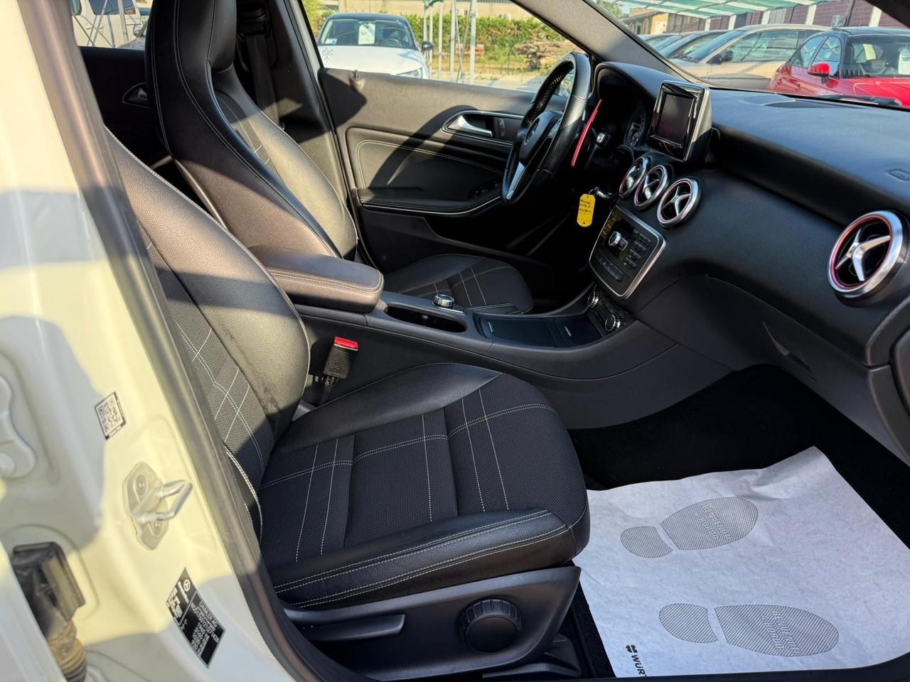 Mercedes-benz A 180 CDI 109CV IVA ESPOSTA
