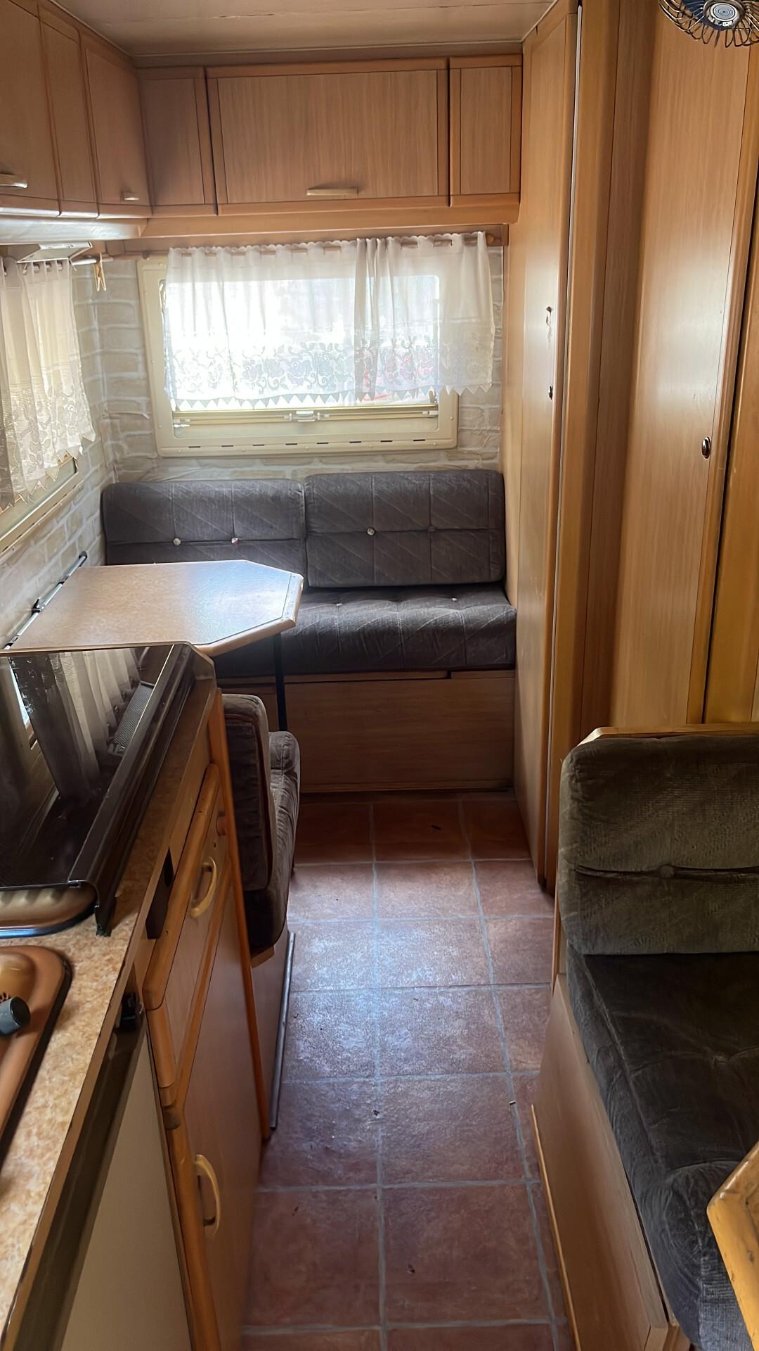 CAMPER MANSARDATO FIAT DUCATO - ADRIA - OMOLOGATO 6 POSTI - 2.5D - 1989