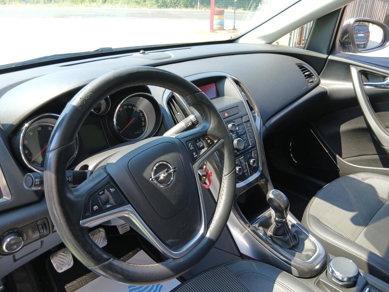Opel Astra 1.4 Turbo 140CV 5 porte Cosmo