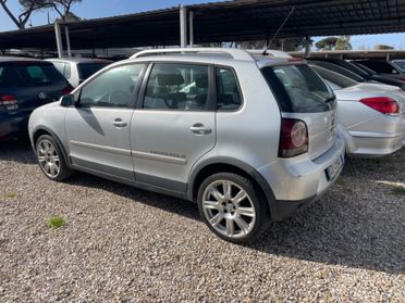 Volkswagen Polo 1.4/80CV TDI DPF 5p. Sportline