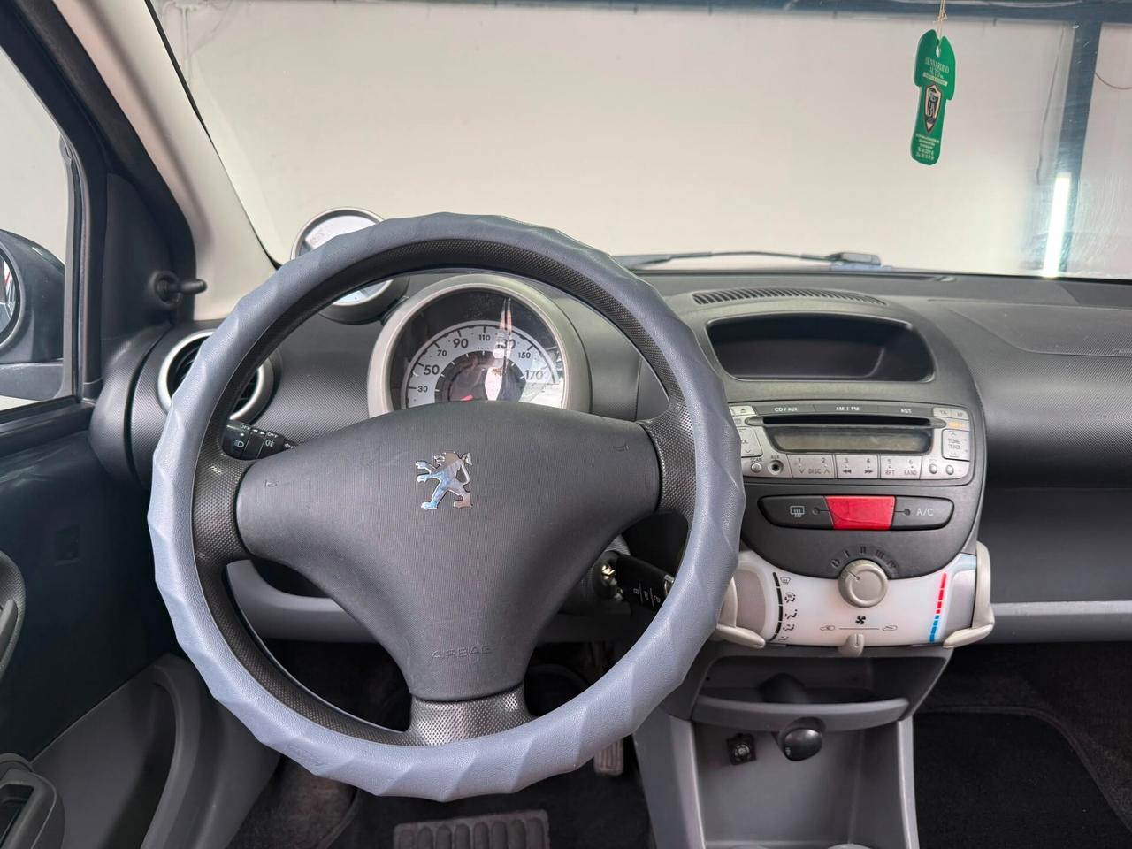Peugeot 107 GPL 1.0 68CV 5p. Sweet Years