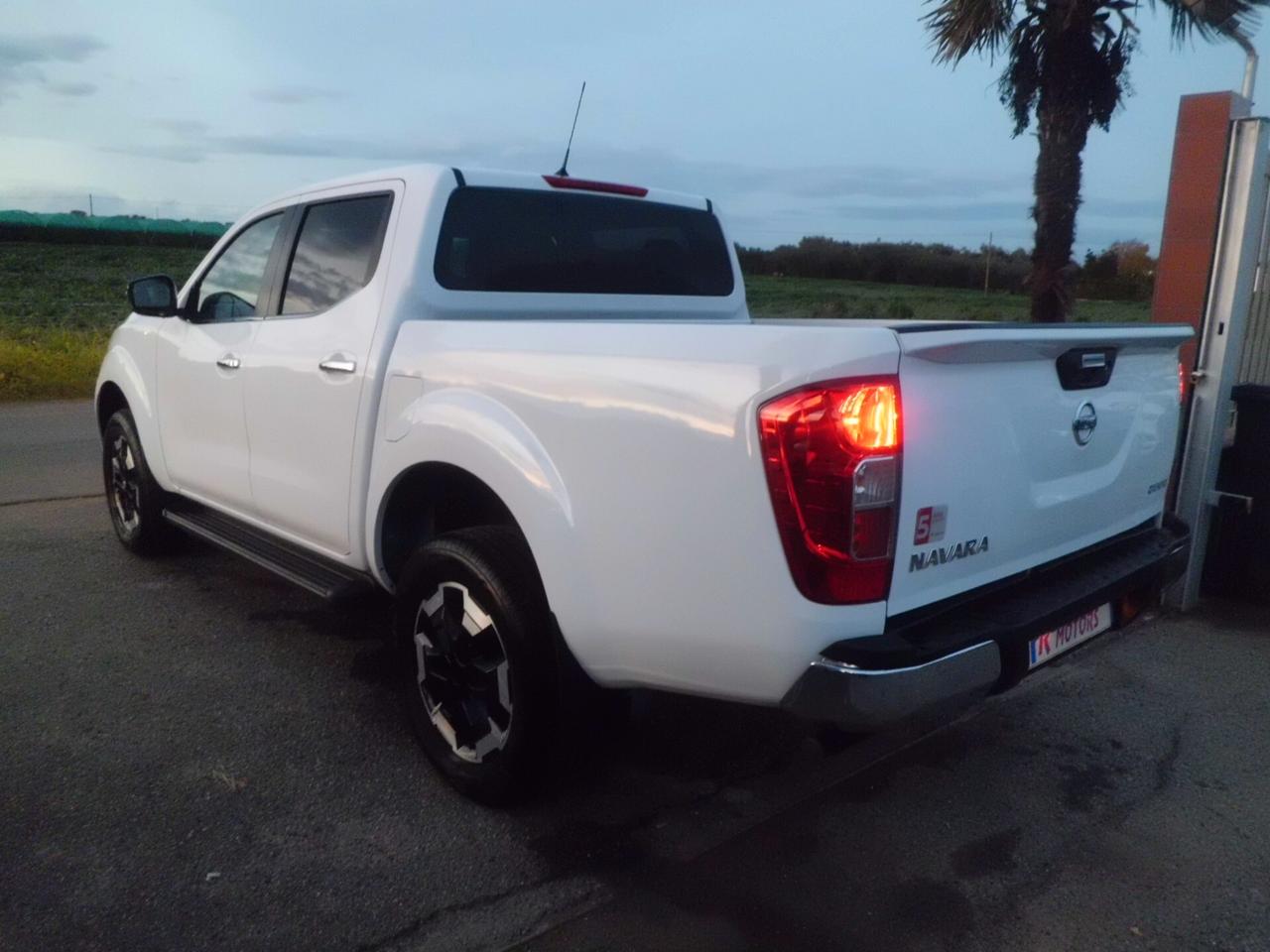 Nissan Navara 2.3 dCi 4WD Double Cab Telaio Visia