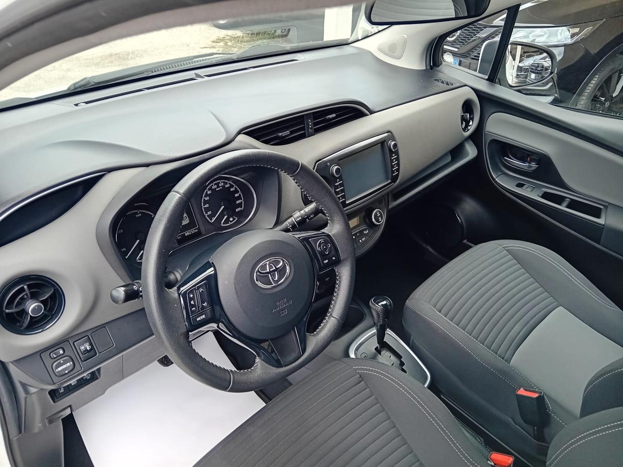 Toyota Yaris 1.5 Hybrid 5 porte Active