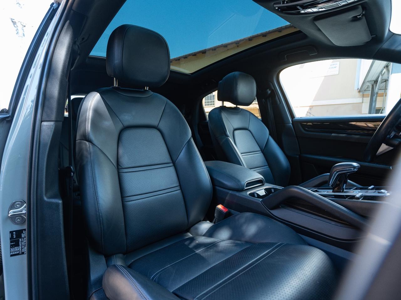 Porsche Cayenne Coupé 3.0 V6 - ASSE POSTERIORE STERZANTE