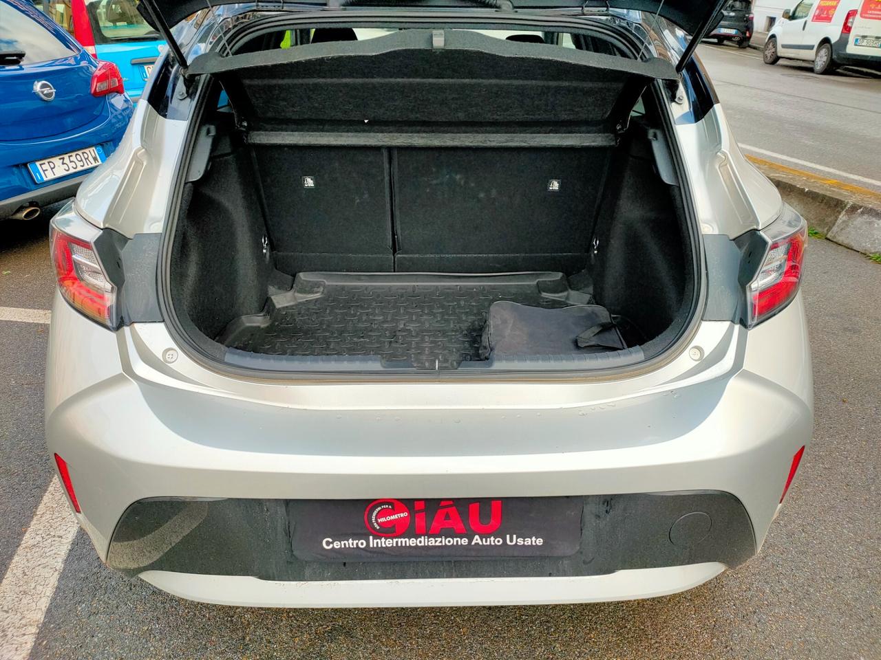 Toyota Corolla 1.8 Hybrid Style