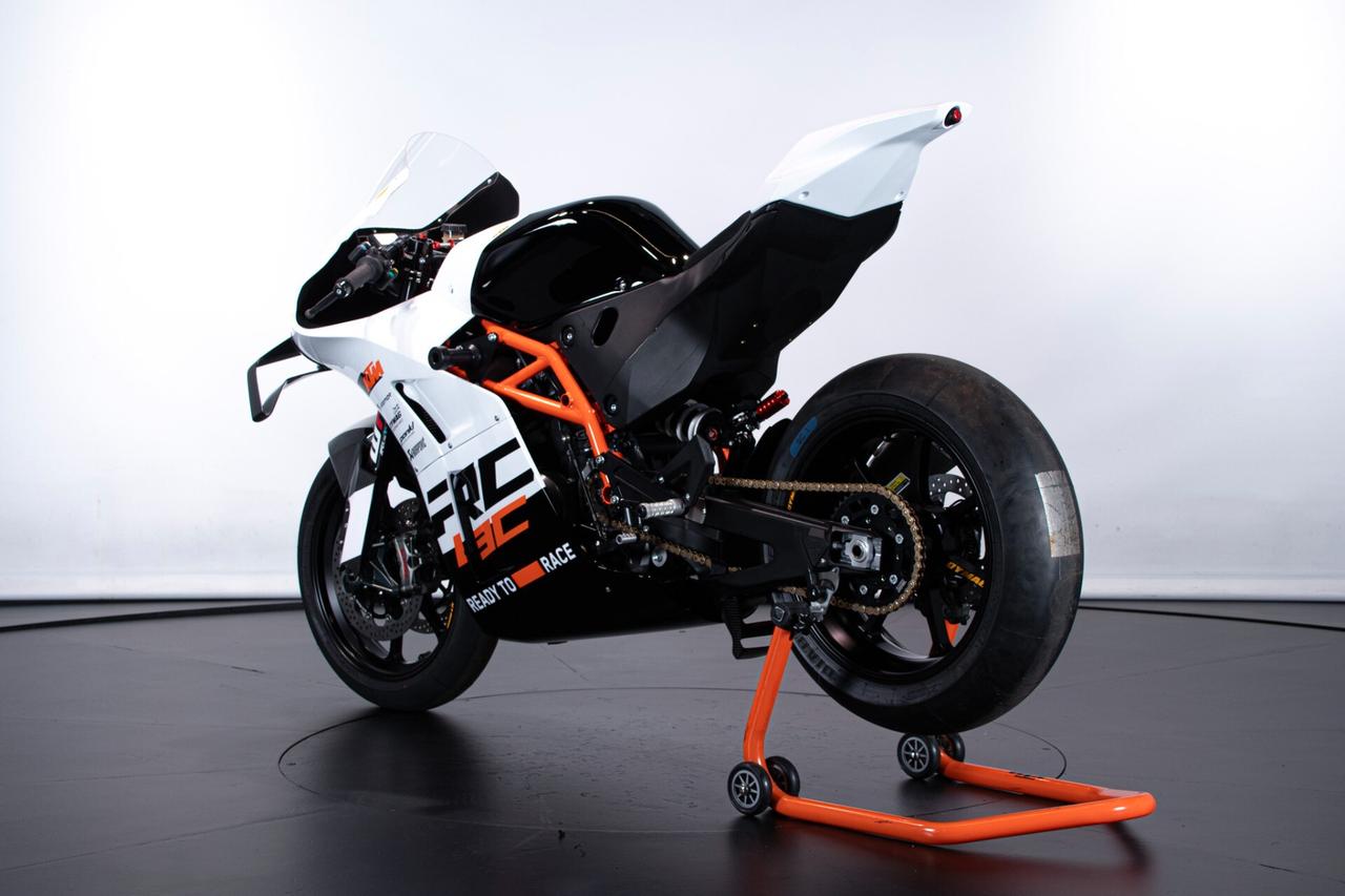 KTM RC 8C - 2024