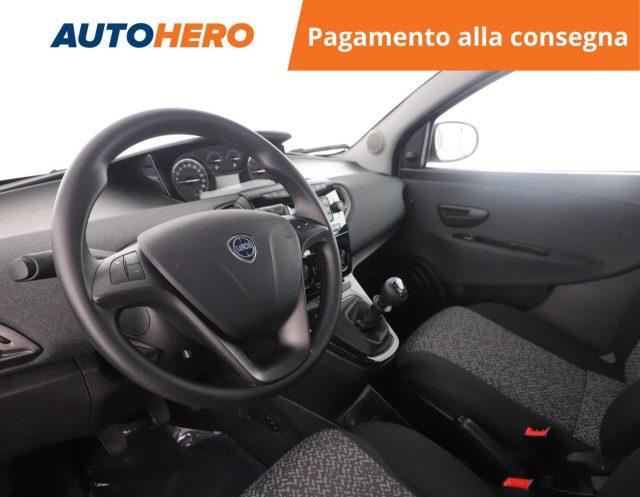LANCIA Ypsilon 1.0 FireFly 5 porte S&S Hybrid Ecochic Silver