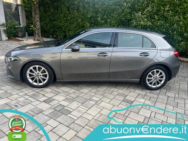 MERCEDES-BENZ A 180 d Automatic Business Extra