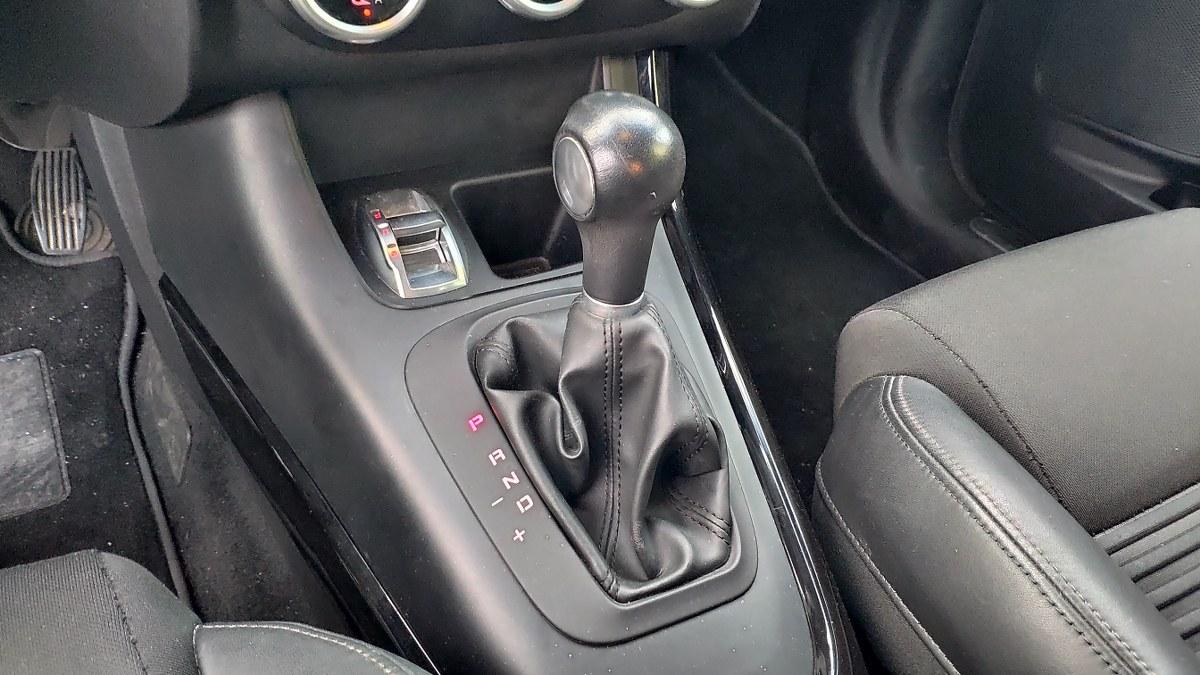 ALFA ROMEO Giulietta SOLO PER COMMERCIANTI AUTO SENZA GARANZIA