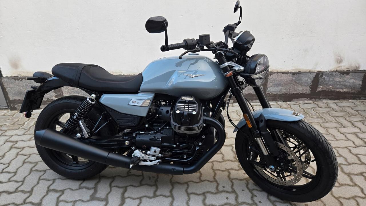 Moto Guzzi V7 V7 SPORT ABS