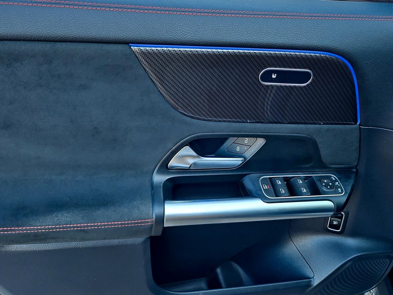 Mercedes-benz GLA 200 d Automatic AMG Line Premium Plus full