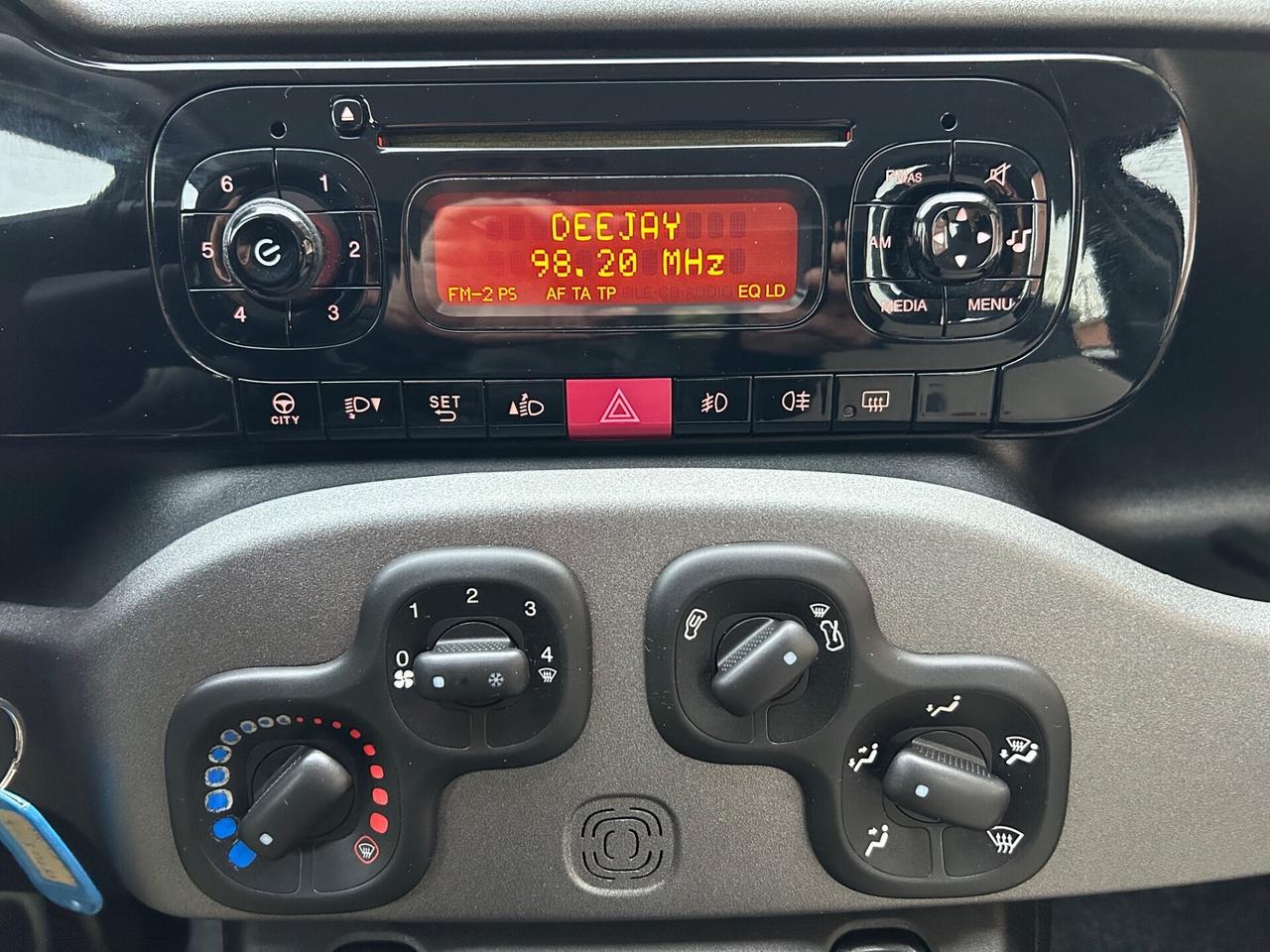 Fiat Panda 1.2 benz ideale per neo patentati ..