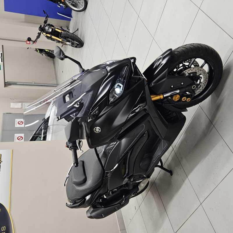 Yamaha T-Max 560 Tech Max - 2025