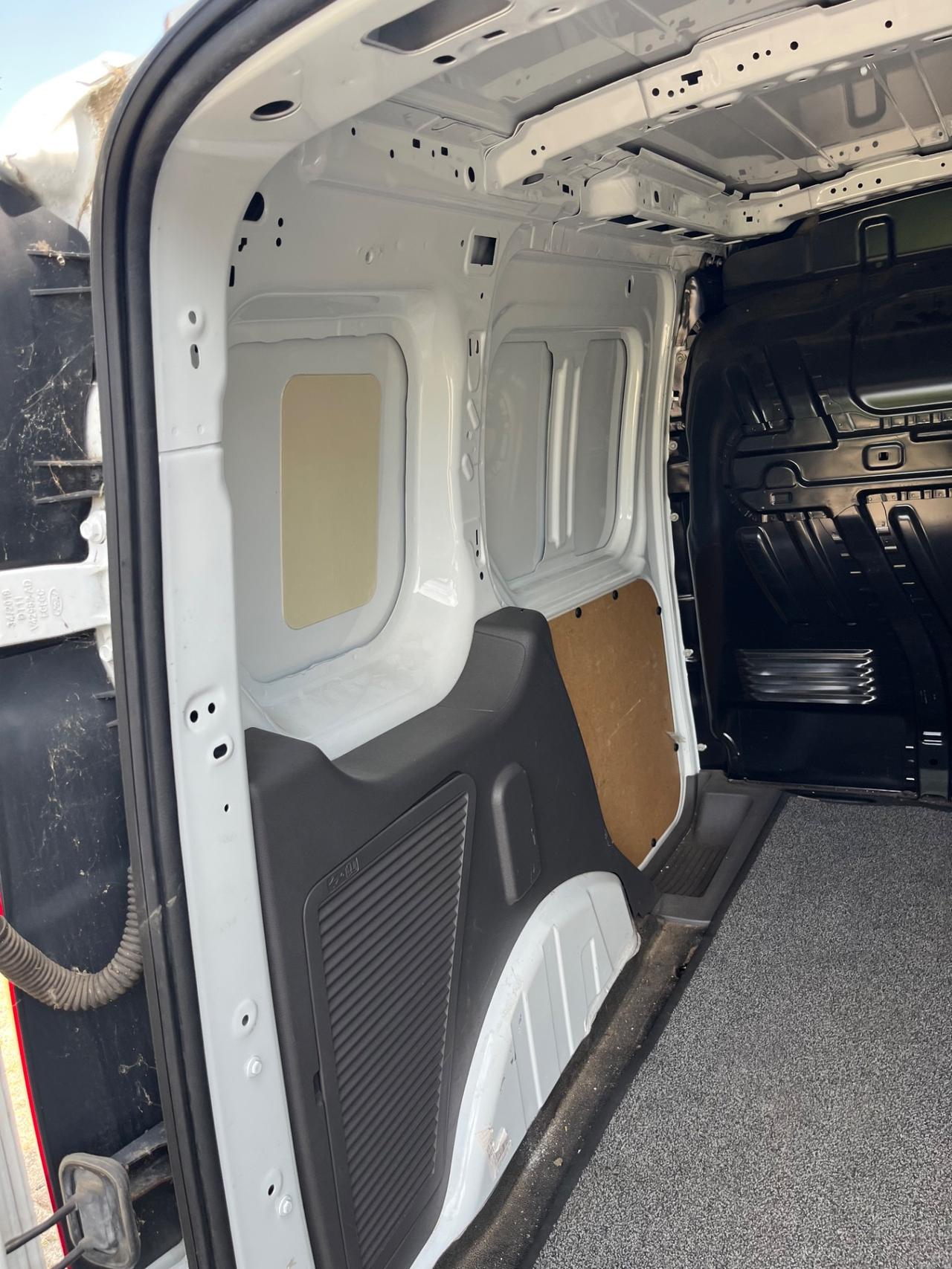 Ford Transit Connect 2019 1.5 DIESEL INCIDENTATO