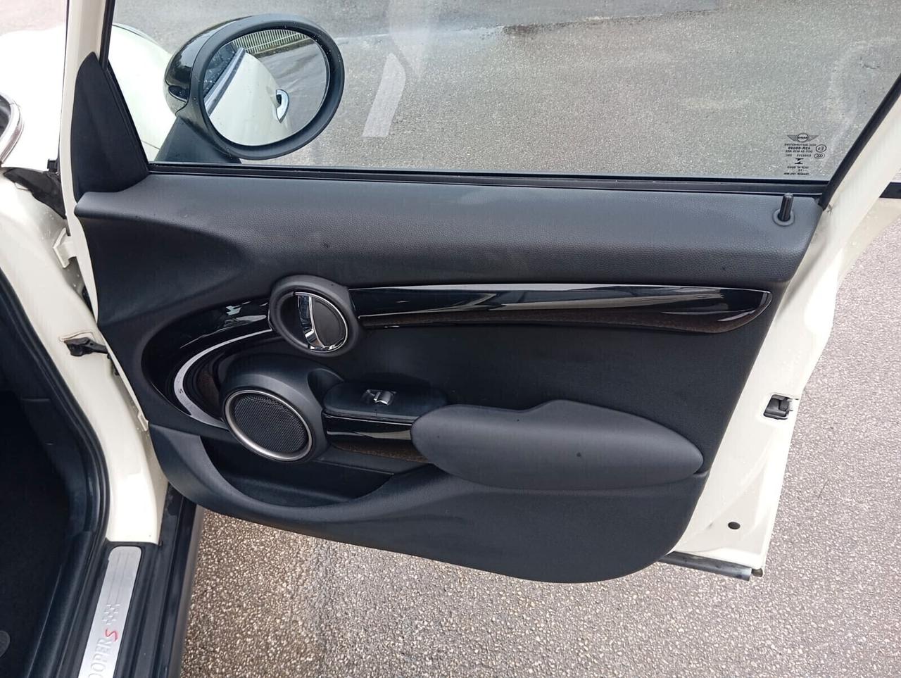 Mini 2.0 Cooper SD Business XL