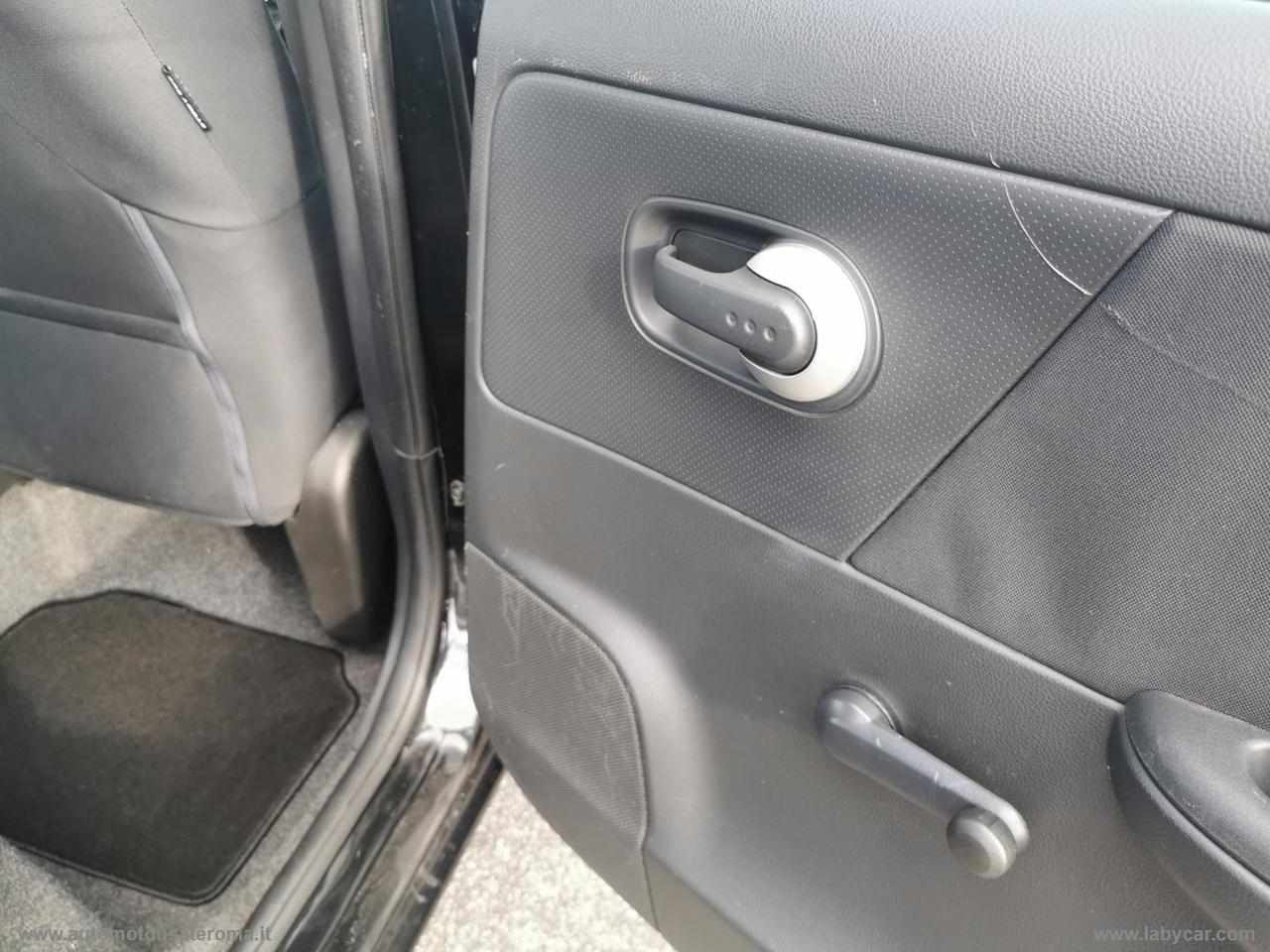 NISSAN Note 1.4 Silver Edition