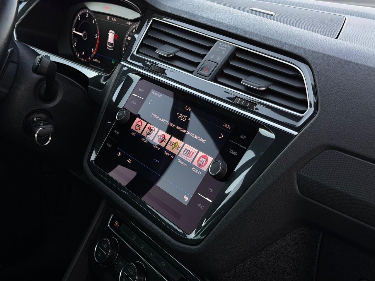 Volkswagen Tiguan 2.0 TDI 150cv DSG 4MOTION R-Line