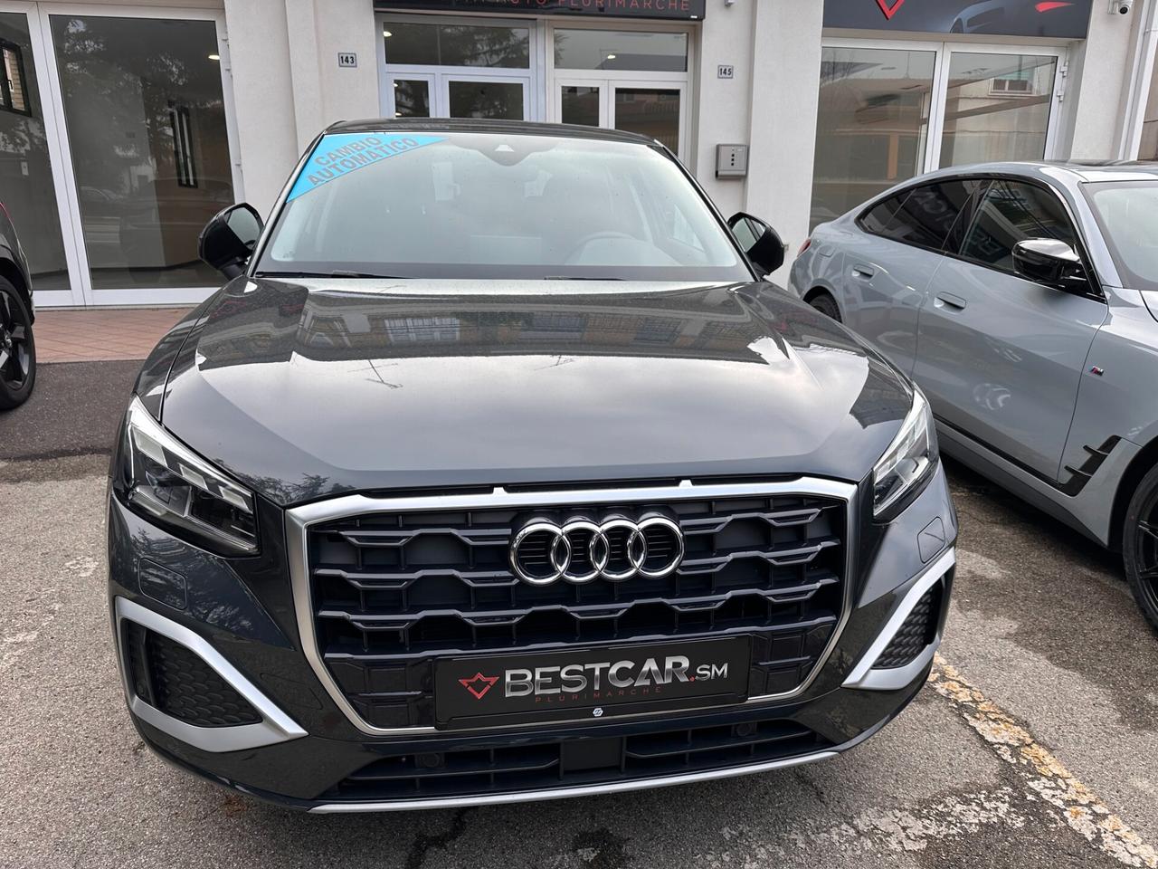 Audi Q2 30 TDI S tronic Advanced MATRIX LED / VIRTUAL / CAMERA / R17