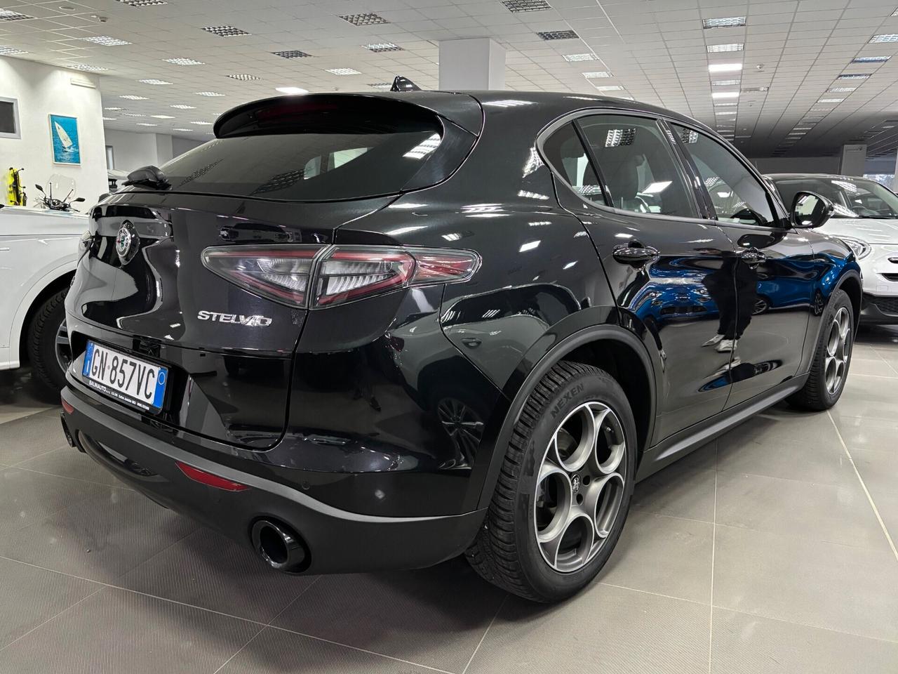 Alfa Romeo Stelvio 2.2 Turbodiesel 210 CV AT8 Q4 Sprint