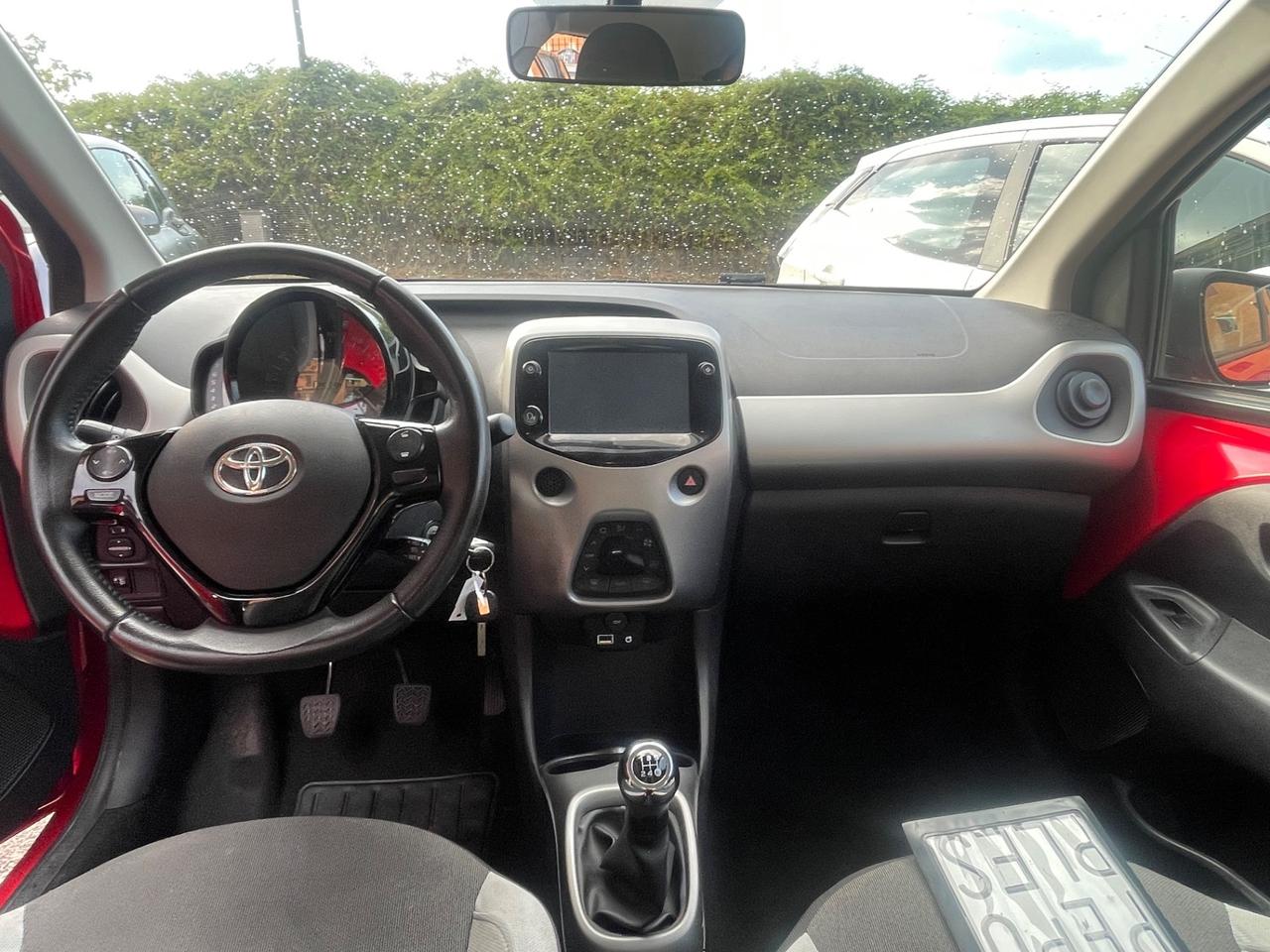 Toyota Aygo 1.0 VVT-i 69 CV 5 porte x-cite TSS