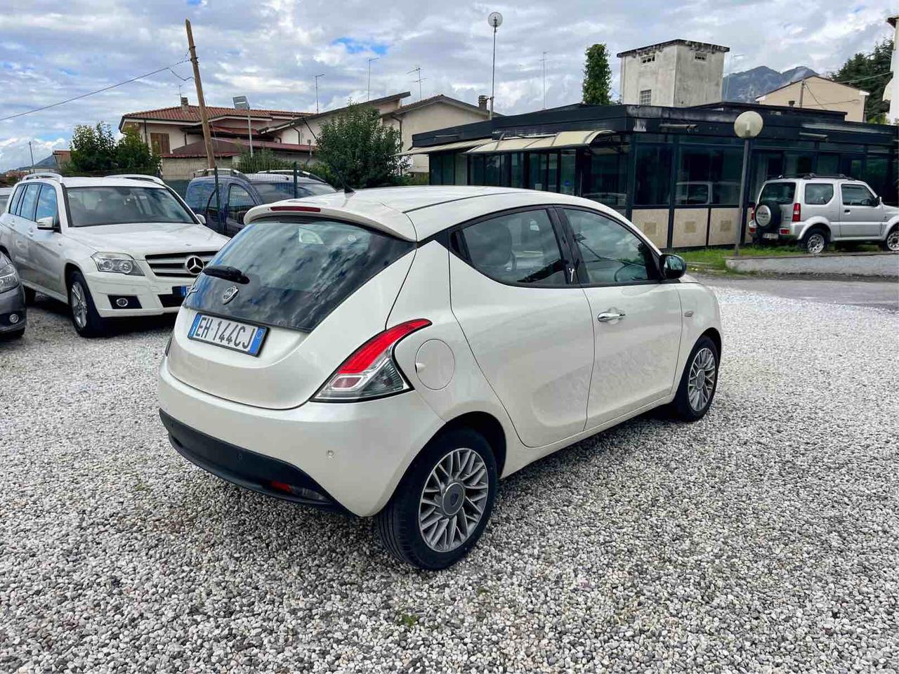 Lancia Ypsilon 1.3 MJT 16V 95 CV 5 porte S&S Gold