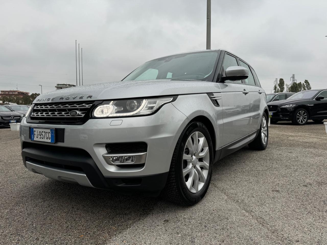 Land Rover Range Rover Sport 3.0 TDV6 HSE