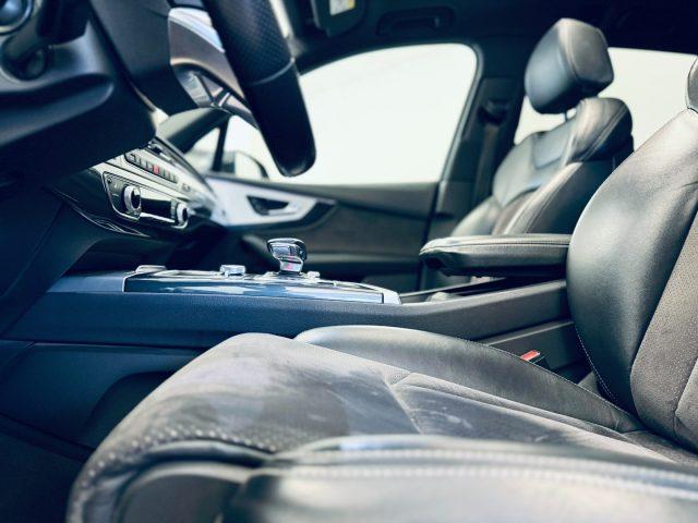 AUDI Q7 3.0 TDI 272 CV Quattro S line - 215.000 Km