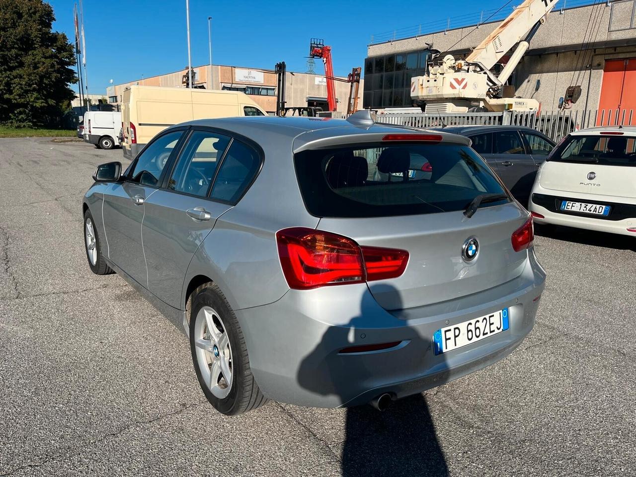 Bmw 118 118d 5p. Urban