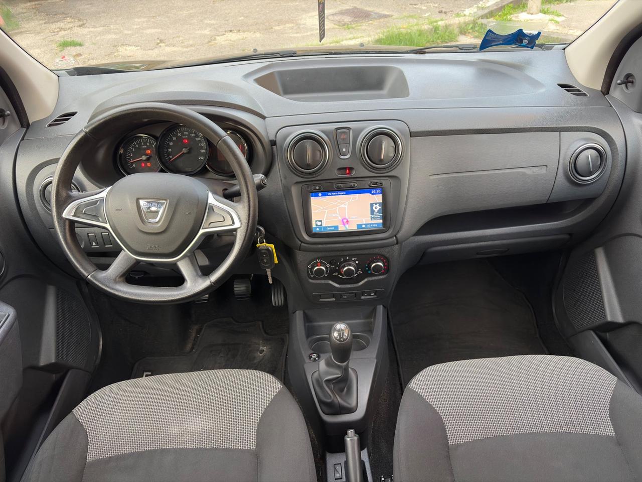 Dacia Lodgy 1.6 GPL 100CV con navigatore
