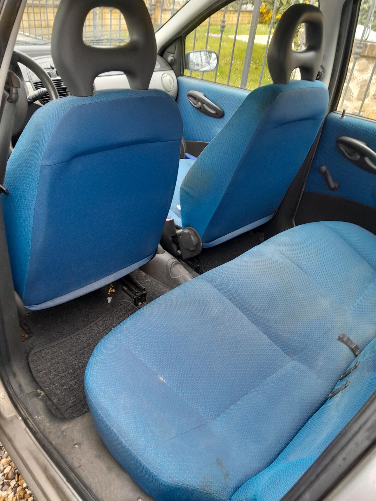 Fiat Punto 1.2i cat 5 porte