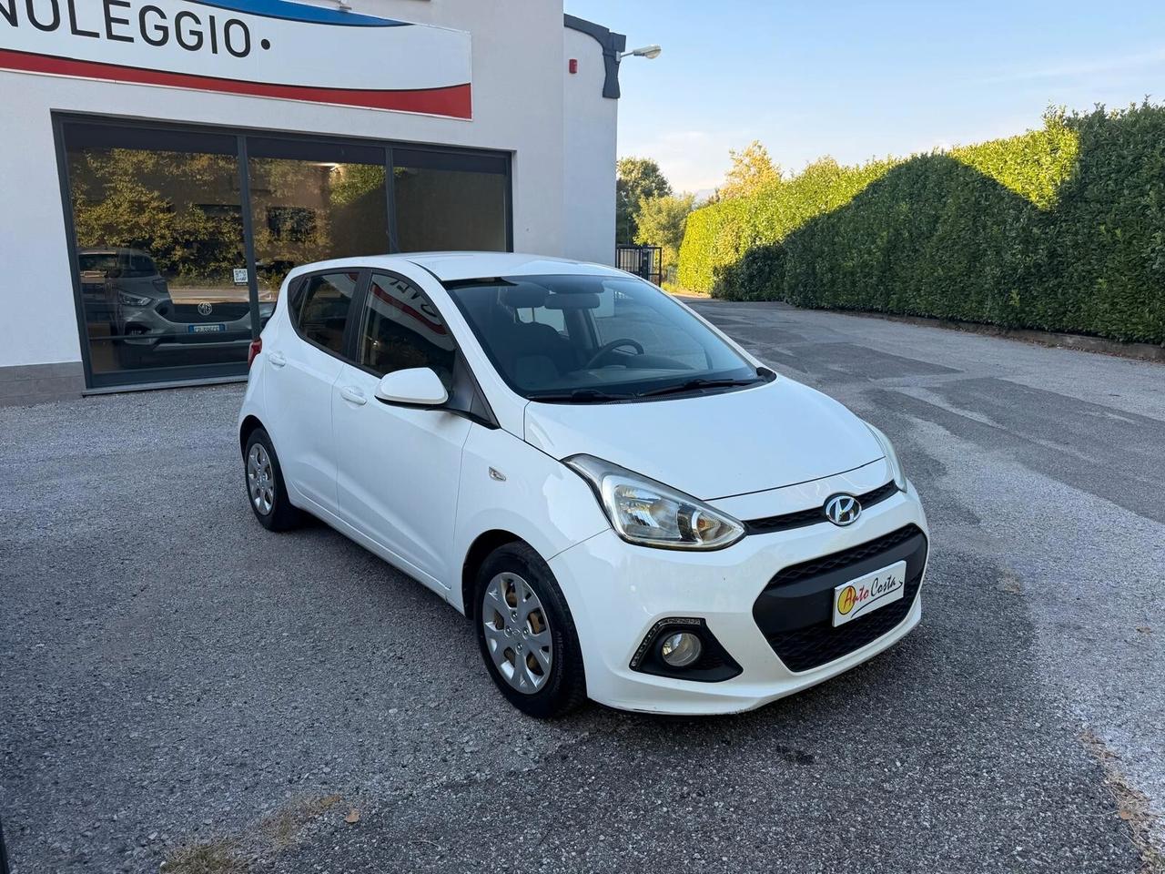 Hyundai i10 1.0 MPI Login Neopatentati