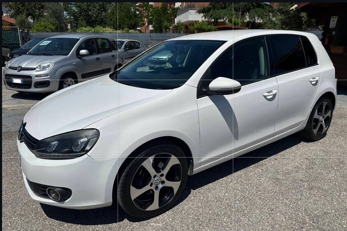 Volkswagen Golf 1.6 TDI DPF 5p. Highline ok Neopatentati