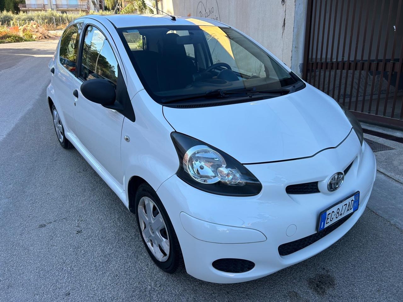 Toyota Aygo 1.0 benz ideale per neopatentati