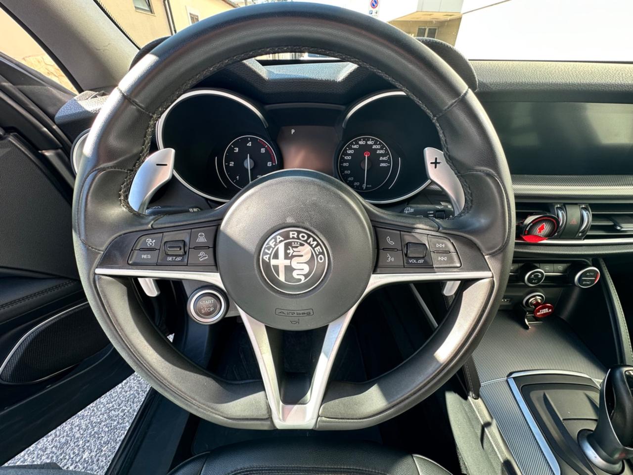 Alfa Romeo Stelvio 2.2 Turbodiesel 210 CV AT8 Q4 Executive