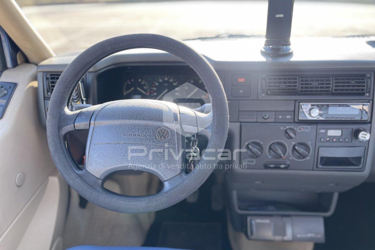 VOLKSWAGEN Transp. 2.5 TDI/102CV cat Multivan