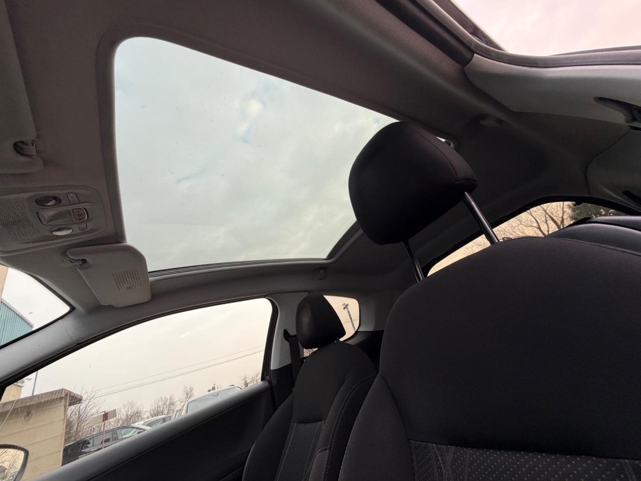 Peugeot 208 1.2 VTi 82 CV 5 porte Access