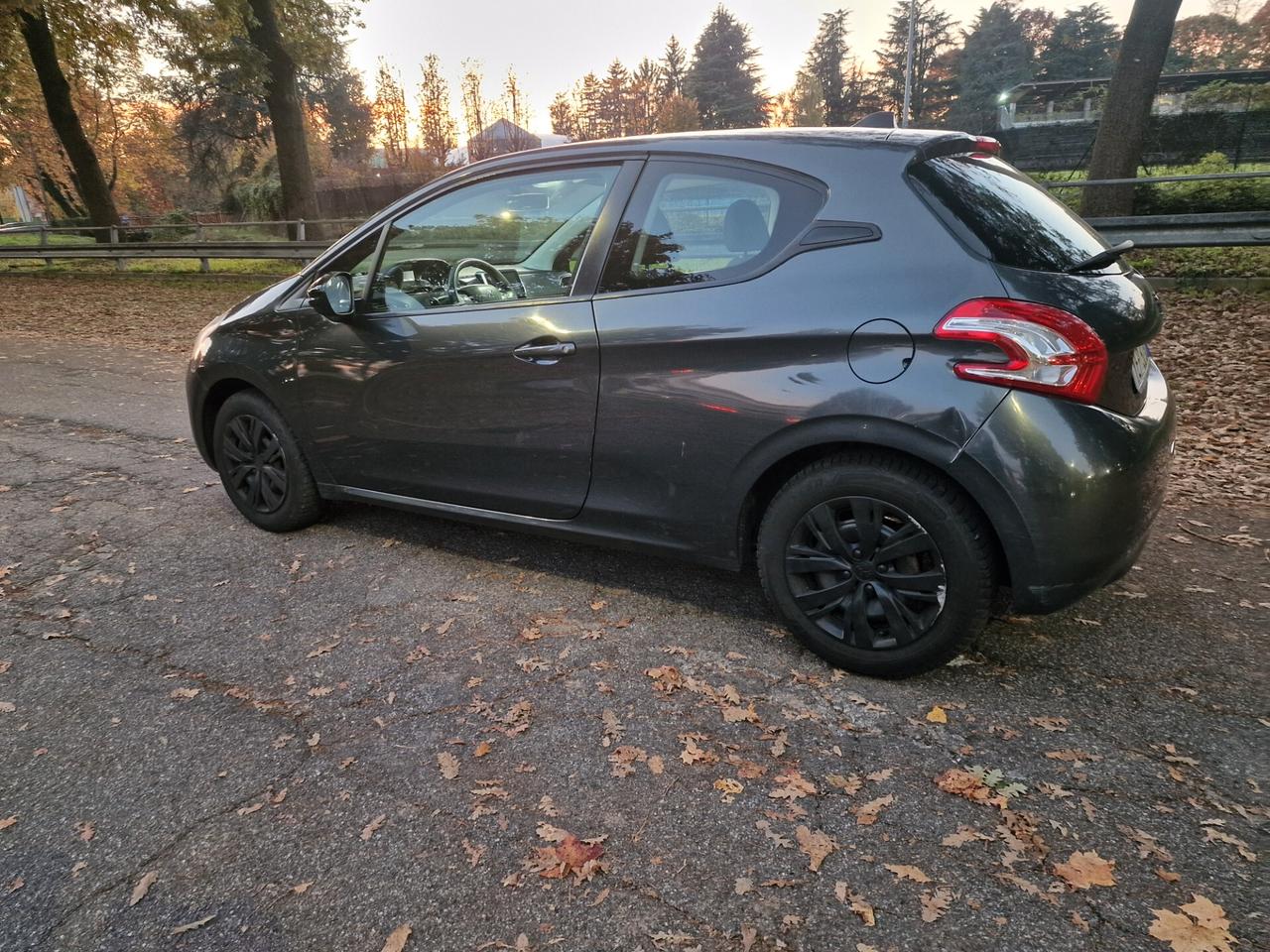 Peugeot 208 1.0 VTi 68 CV 3 porte Active