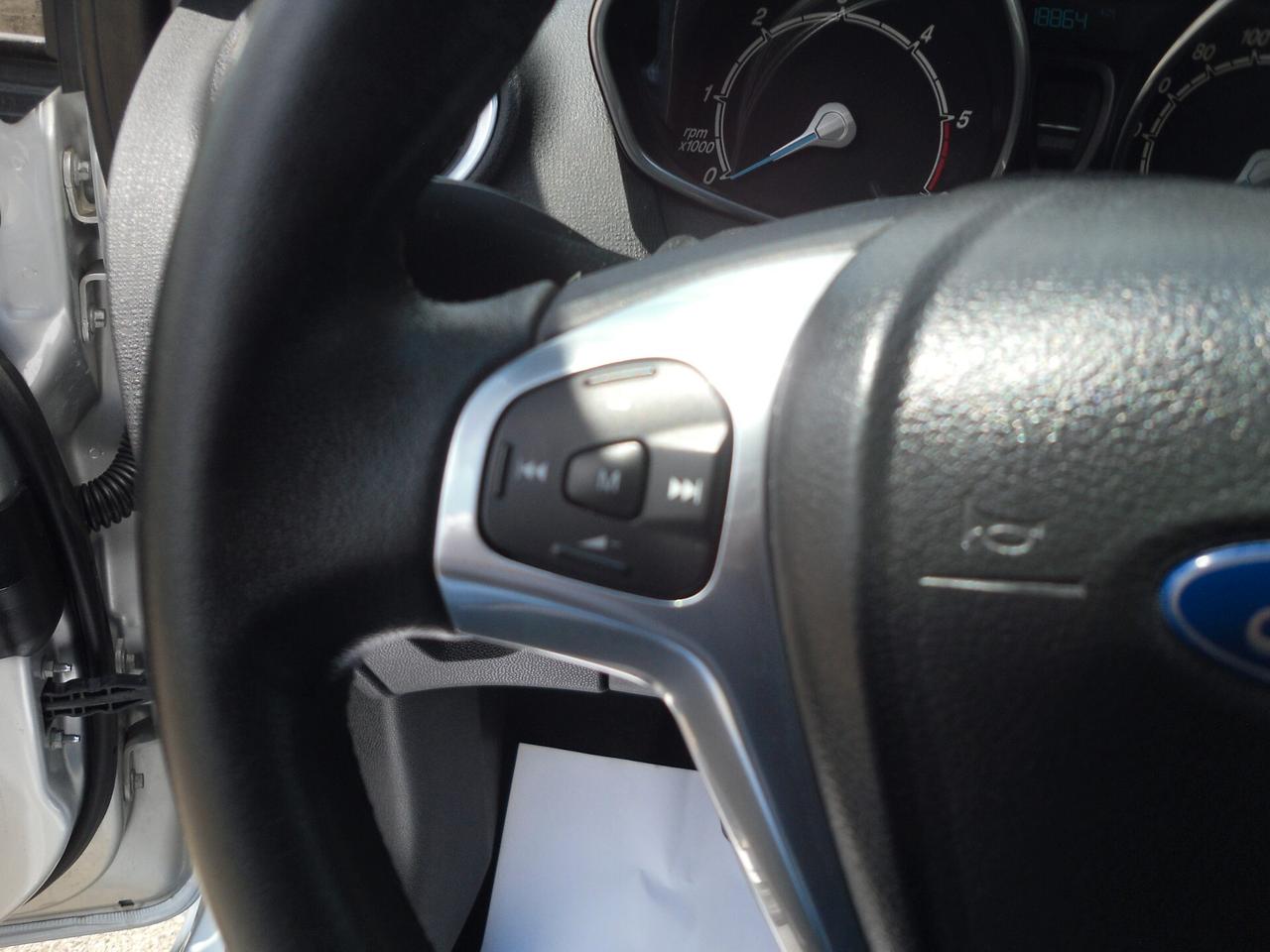 Ford Fiesta 1.5 TDCi 75CV Business
