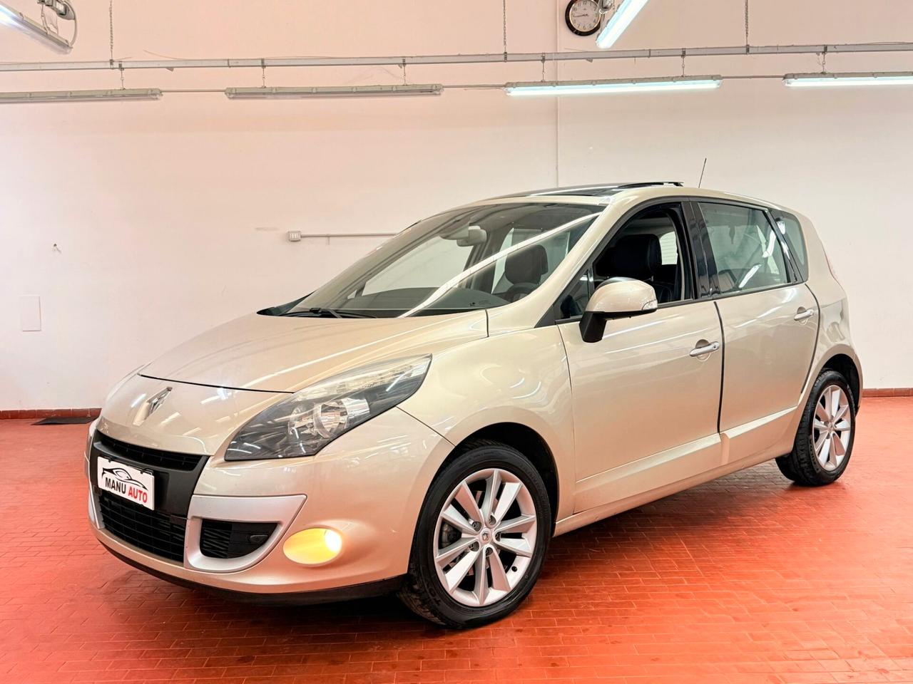 Renault Scenic X-Mod 1.5 dCi 110CVDynamique