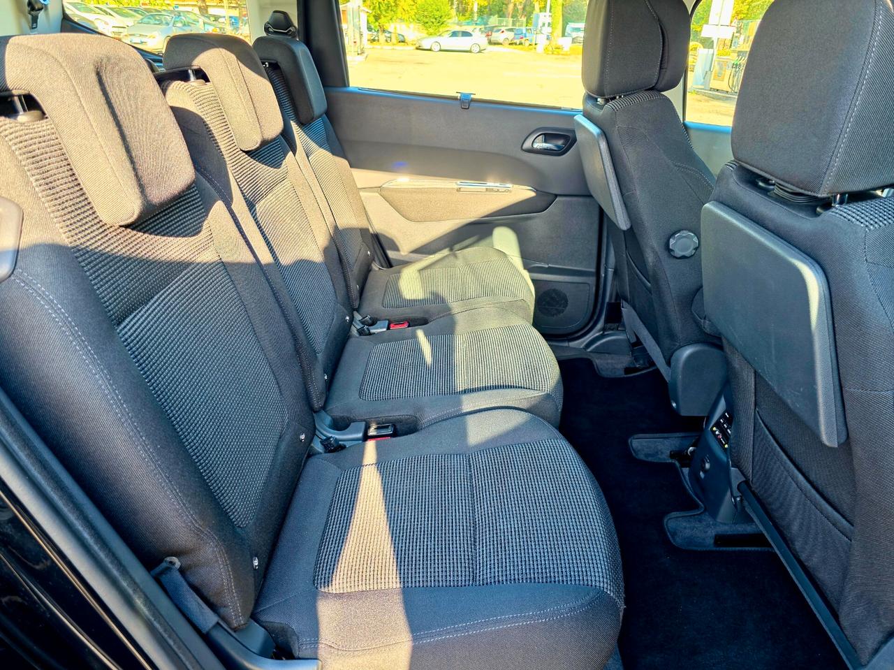 Peugeot 5008 2.0 HDi 150CV Business 2010-E5B Manuale 7Posti