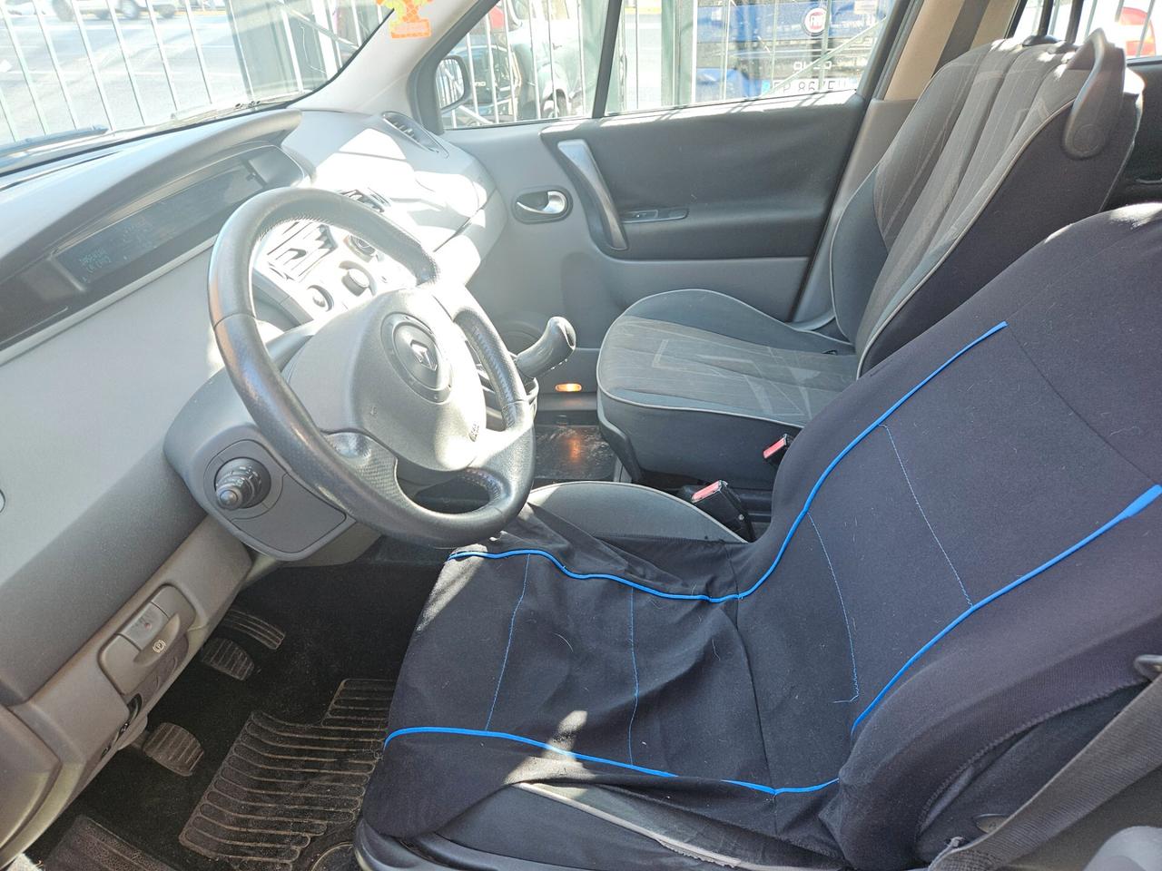 Renault Scenic Scénic 1.6 16V Confort Authentique